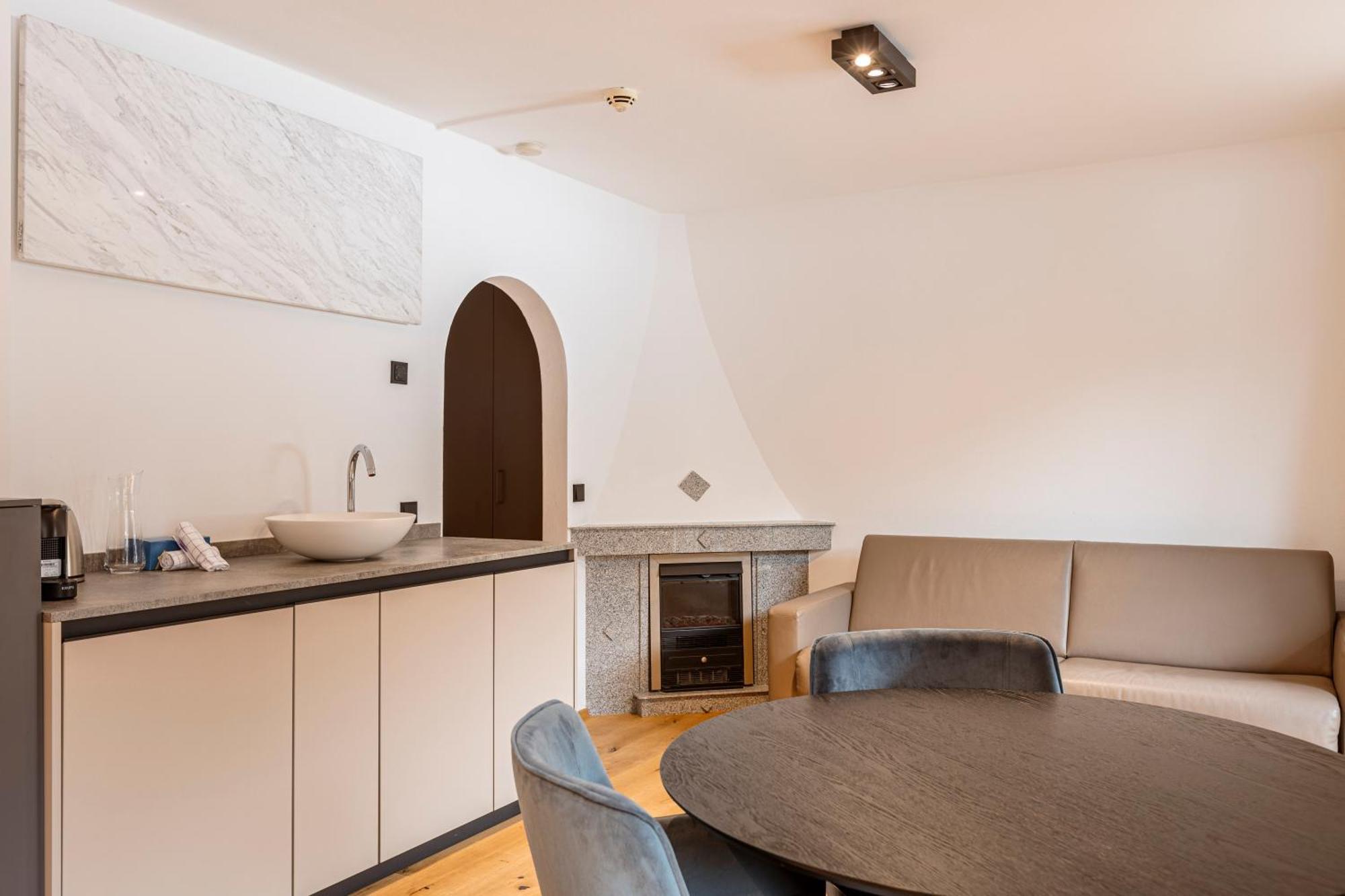 By Alps Aparthotel